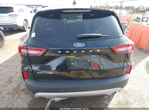 1FMCU0GN5PUA46330 2023 FORD ESCAPE Черный 