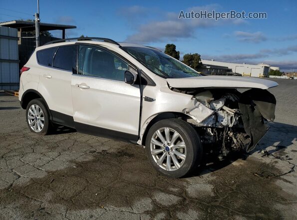 1FMCU0HD8KUB04798 2019 FORD ESCAPE White Front right