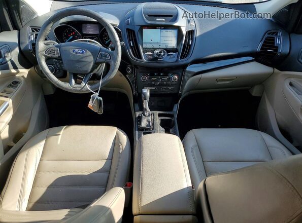 1FMCU0JD3HUE29104 2017 FORD ESCAPE Черный Вид панели приборов