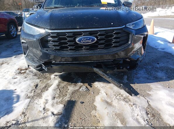 1FMCU0MN1SUA62750 2025 FORD ESCAPE Черный Вид спереди
