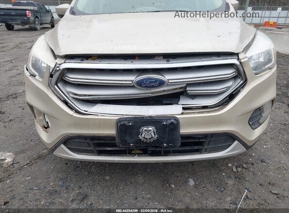 1FMCU9GD2HUD37283 2017 FORD ESCAPE Gold Դիմացի տեսք