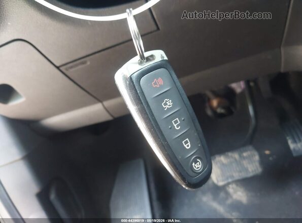 1FMCU9GD2KUA37556 2019 FORD ESCAPE Черный Вид панели приборов