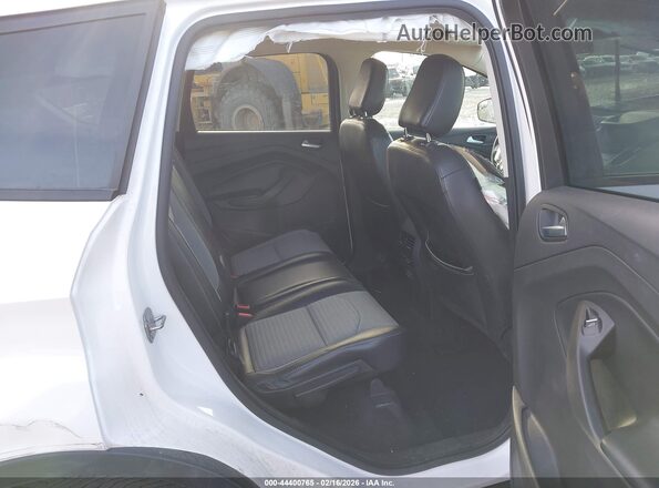 1FMCU9GD6KUC23682 2019 FORD ESCAPE Белый Вид наклейки с VIN-кодом
