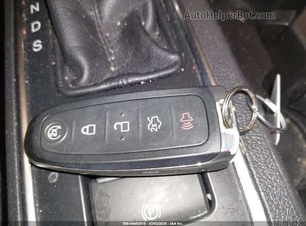 1FMCU9GD7KUA40811 2019 FORD ESCAPE Burgundy Widok deski rozdzielczej