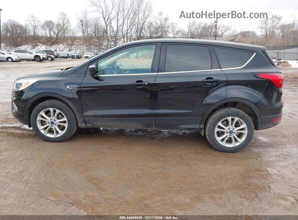 1FMCU9GD8KUC09962 2019 FORD ESCAPE Черный Панорамный вид салона 360°