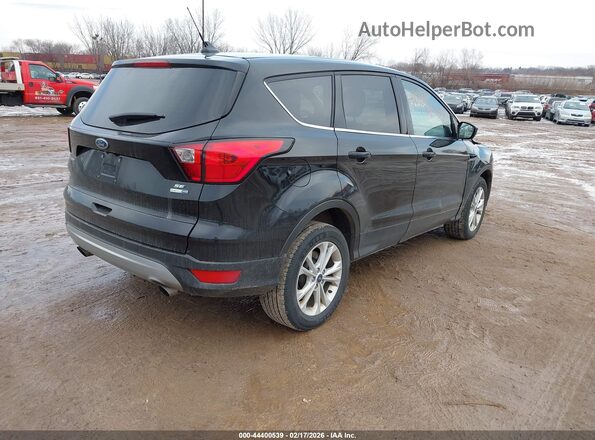 1FMCU9GD8KUC09962 2019 FORD ESCAPE Черный Задняя правая четверть