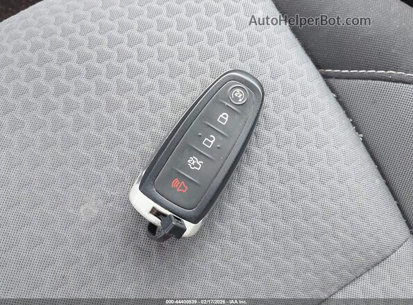 1FMCU9GD8KUC09962 2019 FORD ESCAPE Черный Вид панели приборов