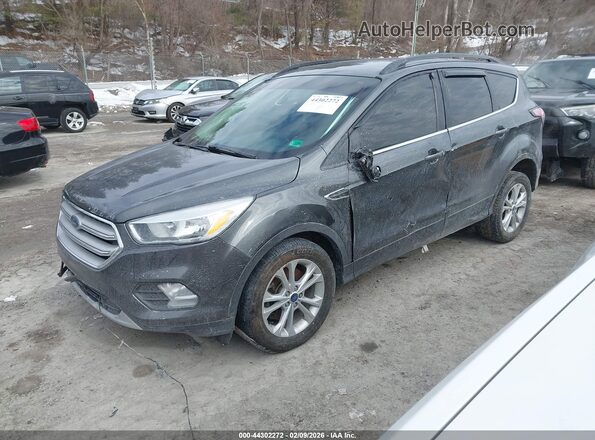 1FMCU9GD9JUA81990 2018 FORD ESCAPE Серый Передняя левая четверть