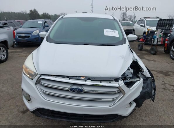 1FMCU9GD9KUB65325 2019 FORD ESCAPE White Widok zestawu wskaźników