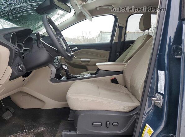 1FMCU9GDXKUB97572 2019 FORD ESCAPE Blue Front interior view