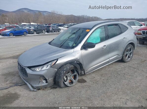 1FMCU9MNXRUB43230 2024 FORD ESCAPE Серебряный Передняя левая четверть