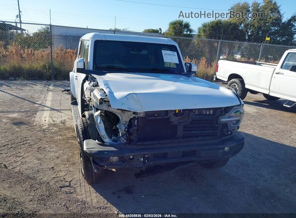 1FMDE8BH9SLB06836 2025 FORD BRONCO Белый Вид спереди