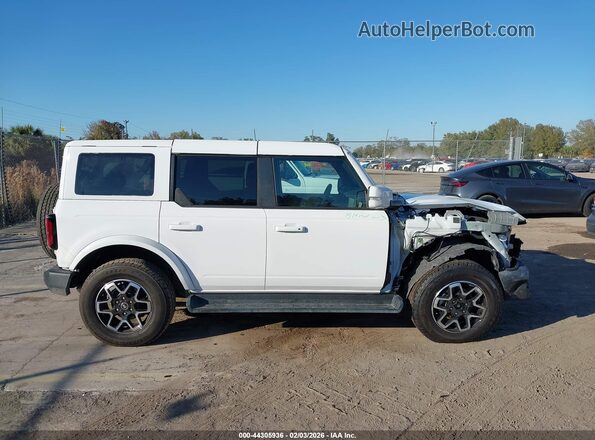 1FMDE8BH9SLB06836 2025 FORD BRONCO Белый Панорамный вид салона 360°