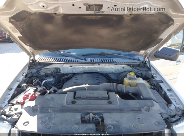 1FMJU1HT8HEA25588 2017 FORD EXPEDITION Серебряный Вид сзади