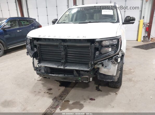 1FMJU1J85SEA28381 2025 FORD EXPEDITION Белый Вид спереди