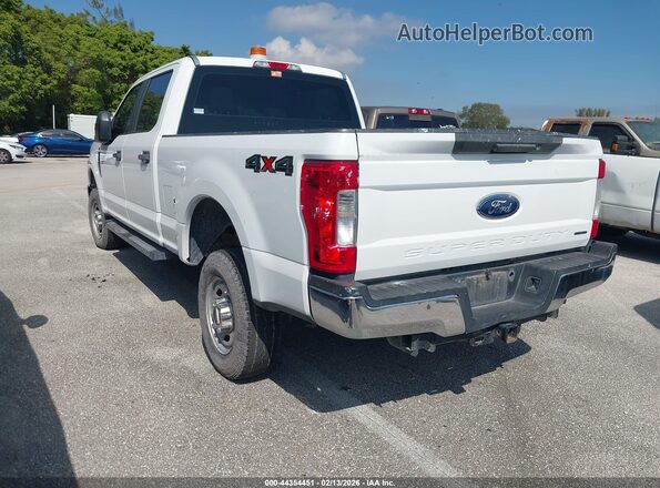 1FT7W2B60HEE17093 2017 FORD F-250 Белый Задняя левая четверть