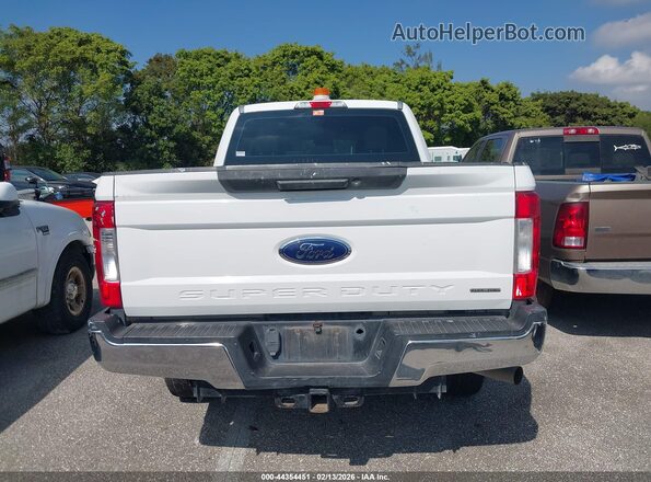 1FT7W2B60HEE17093 2017 FORD F-250 Белый 