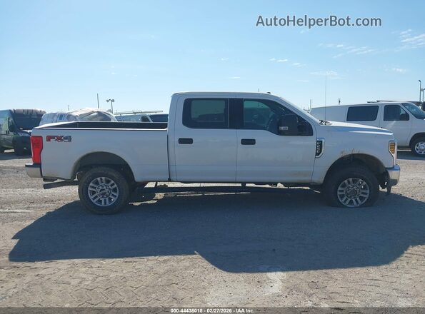 1FT7W2B67KEC57723 2019 FORD F-250 White Вид задньої частини салону