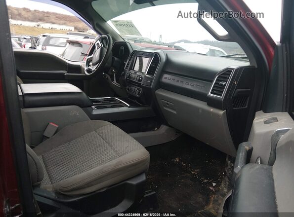 1FT7W2B6XHEC39709 2017 FORD F-250 Темно-бордовый Вид салона спереди