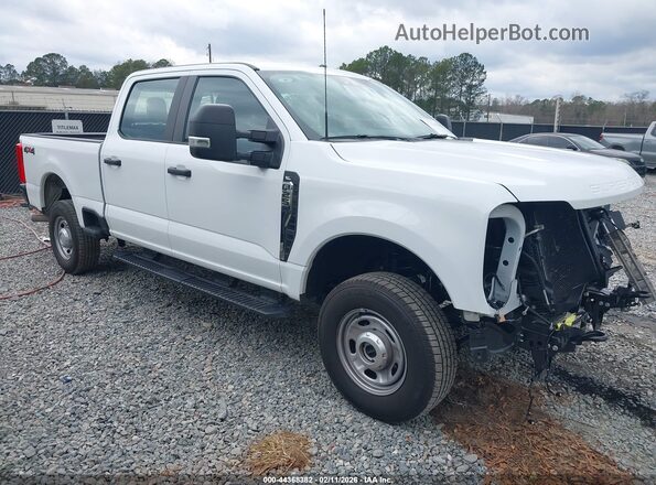 1FT7W2BA4TEC72170 2026 FORD F-250 Белый Передняя правая четверть