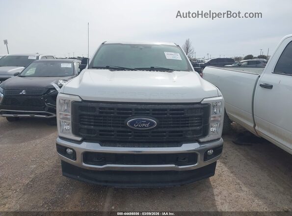1FT7W2BA5PED32835 2023 FORD F-250 White Widok zestawu wskaźników