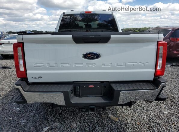 1FT7W2BAXREF03260 2024 FORD F250 White Вид ззаду