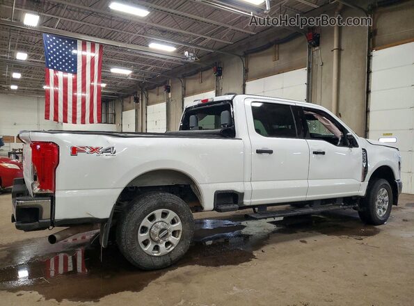 1FT7W2BN7PEE08932 2023 FORD F250 White Tył prawy