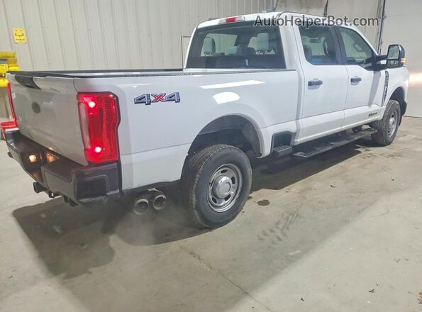 1FT7W2BT3TEC72033 2026 FORD F250 Белый Задняя правая четверть