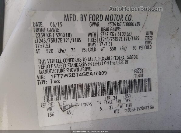 1FT7W2BT4GEA19809 2016 FORD F-250 Белый Вид подкапотного пространства