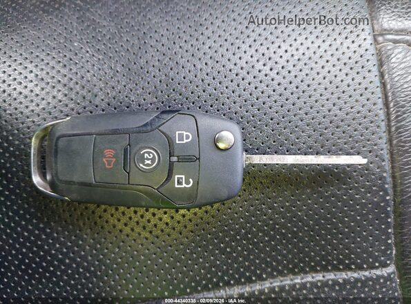 1FT7W2BT5JEC79210 2018 FORD F-250 Серебряный Вид панели приборов