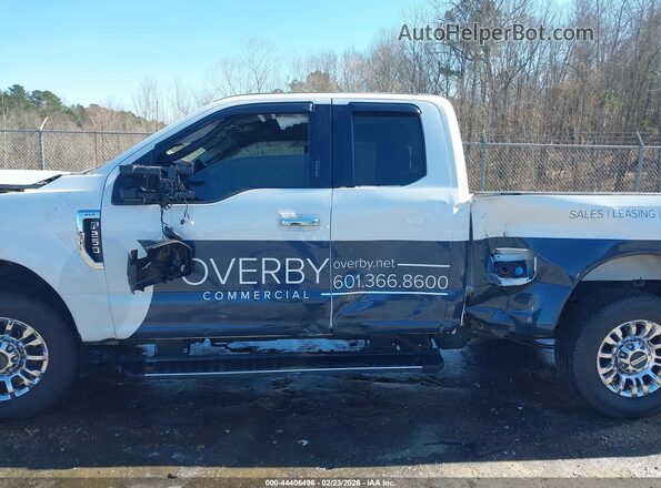 1FT7X2AT8NED45317 2022 FORD F-250 White Widok wnętrza 360 stopni