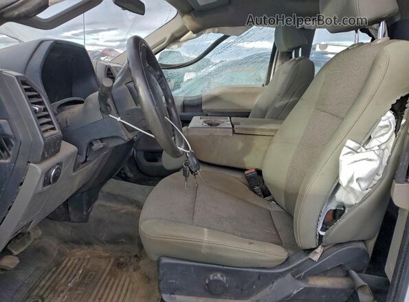 1FT7X2B66NEC75373 2022 FORD F250 White Вид салону спереду
