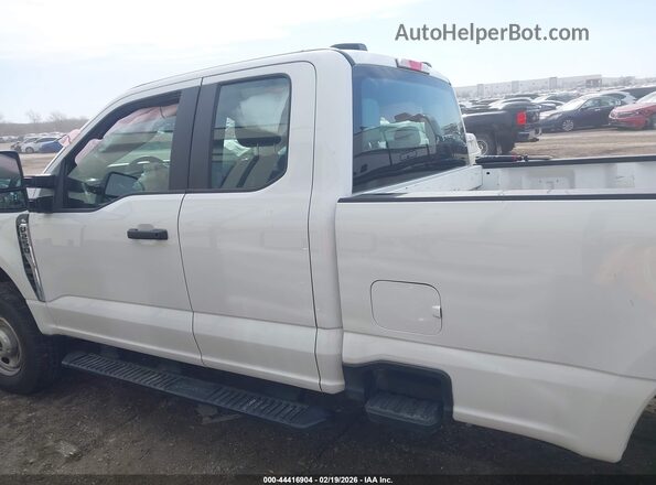 1FT7X2BA4REC83515 2024 FORD F-250 Белый Панорамный вид салона 360°