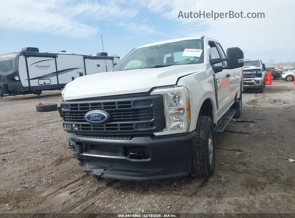 1FT7X2BA4REC83515 2024 FORD F-250 Белый Передняя левая четверть