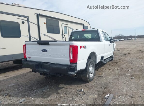 1FT7X2BA4REC83515 2024 FORD F-250 Белый Задняя правая четверть