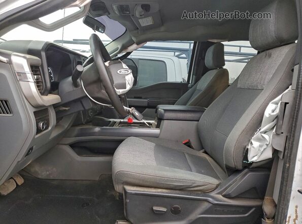 1FT7X2BT2REC54855 2024 FORD F250 White წინა სალონის ხედი