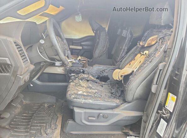 1FT7X3B61NEF71083 2022 FORD F350 Черный Вид салона спереди