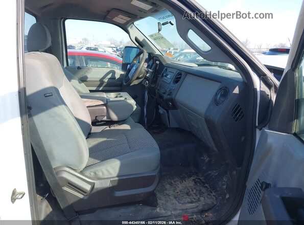 1FTBF2A63GEC44387 2016 FORD F-250 Белый Вид салона спереди