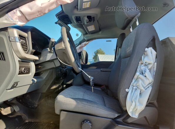 1FTBF2AA6PED43483 2023 FORD F250 Белый Вид салона спереди