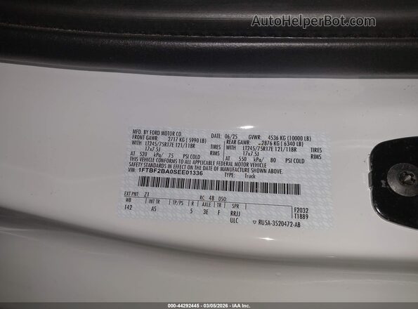 1FTBF2BA0SEE01336 2025 FORD F-250 White Widok komory silnika