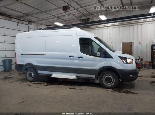1FTBR1C89NKA09541 2022 FORD TRANSIT-250 Белый Вид задней части салона