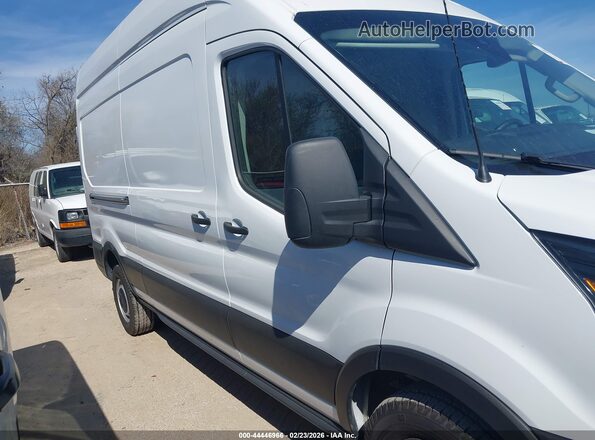 1FTBR1X88PKB01429 2023 FORD TRANSIT-250 Белый Вид задней части салона