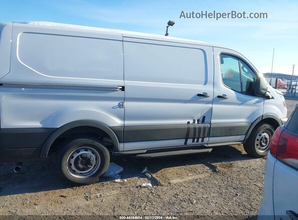 1FTBR1Y82PKC01640 2023 FORD TRANSIT-250 Белый Вид задней части салона