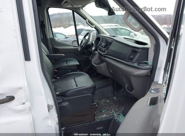 1FTBW3X86RKA42484 2024 FORD TRANSIT-350 Белый Вид салона спереди
