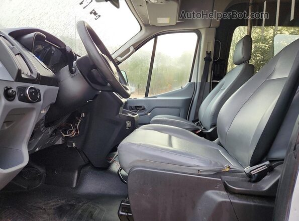 1FTBW3XM3JKA48194 2018 FORD TRANSIT White Widok wnętrza z przodu