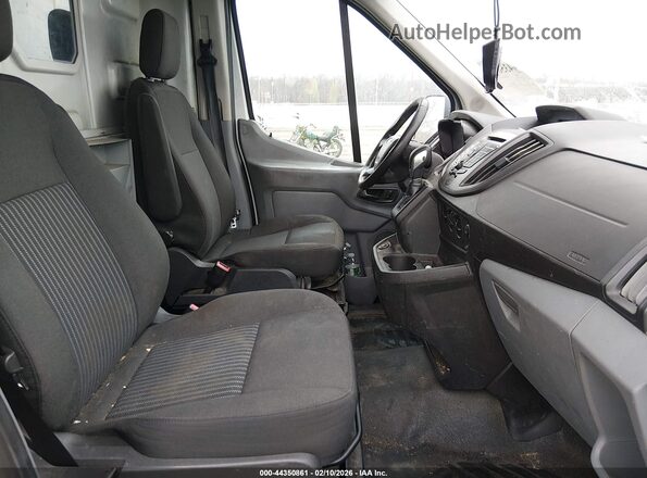 1FTBW3XM9HKA15856 2017 FORD TRANSIT-350 Белый Вид салона спереди