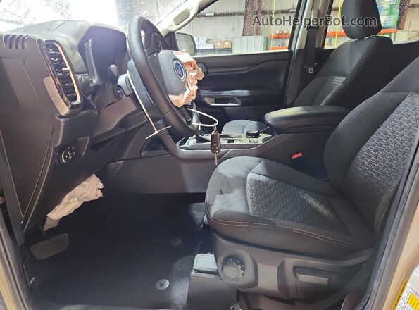 1FTER4HPXSLE41785 2025 FORD RANG Cream Widok wnętrza z przodu