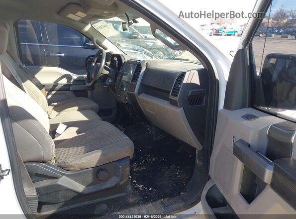 1FTEW1CB7JKE92216 2018 FORD F150 Белый Вид салона спереди