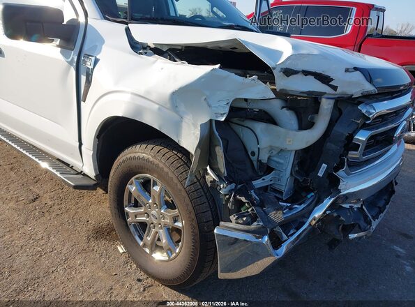 1FTEW1CP1MFC04053 2021 FORD F150 White Widok z przodu