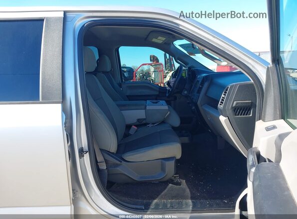 1FTEW1CP2GFB61900 2016 FORD F150 Белый Вид салона спереди